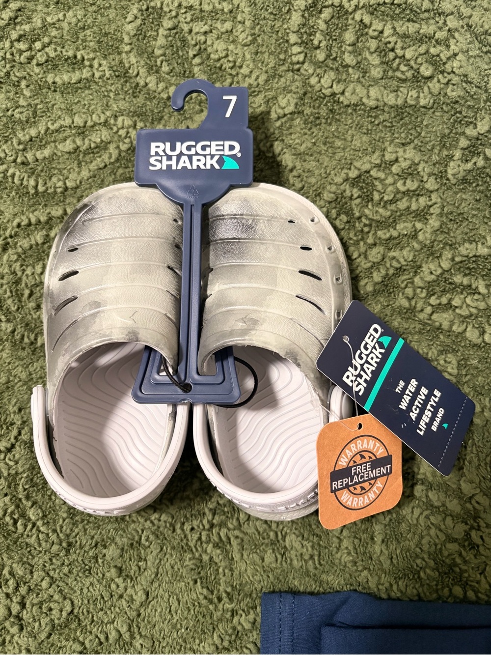 Rugged Shark Kids' Gray Water-Ready Slip-On Clogs - Size 7